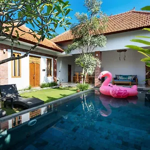 Villa Bijia W Private Pool - Peaceful Quiet Luxury - Near Monkey Forest